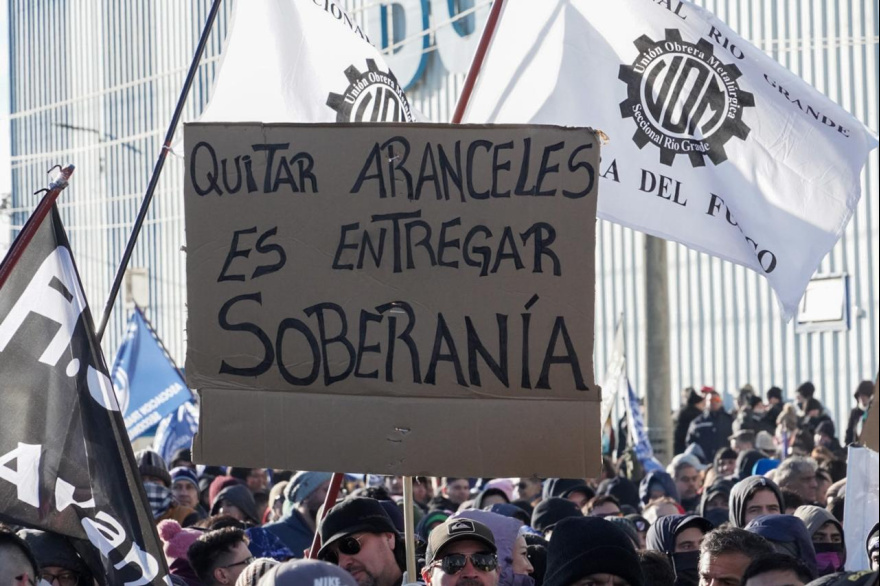 Municipios de todo el país repudiaron la quita de aranceles que perjudican a la industria fueguina