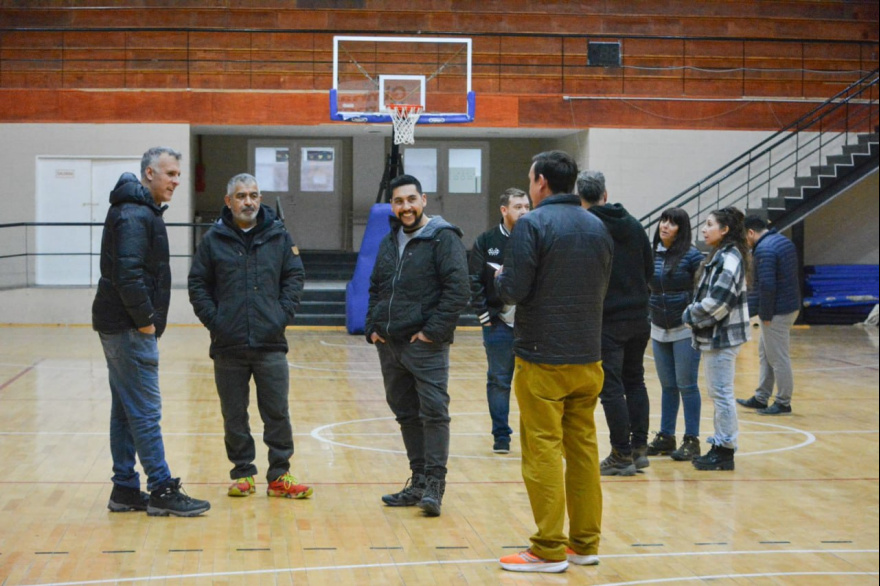Integrantes del comité de los Juegos de la Araucanía recorrieron espacios deportivos de la provincia