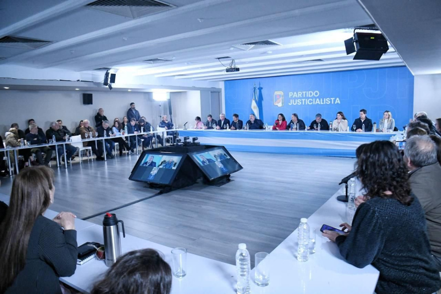 ‘Argentina necesita unidad’: Melella participó de reunión de gobernadores en la sede del PJ