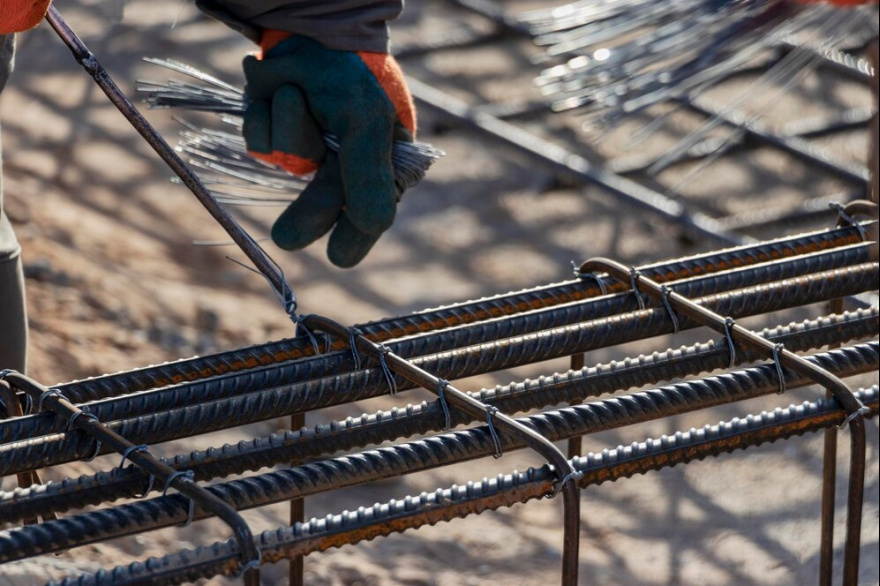 Otorgarán subsidio de 65 mil pesos para 300 trabajadores fueguinos de la construcción