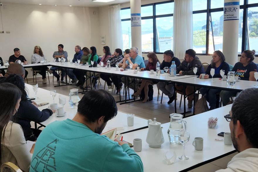 La CGT fueguina respaldó la alianza electoral entre Gustavo Melella y Walter Vuoto