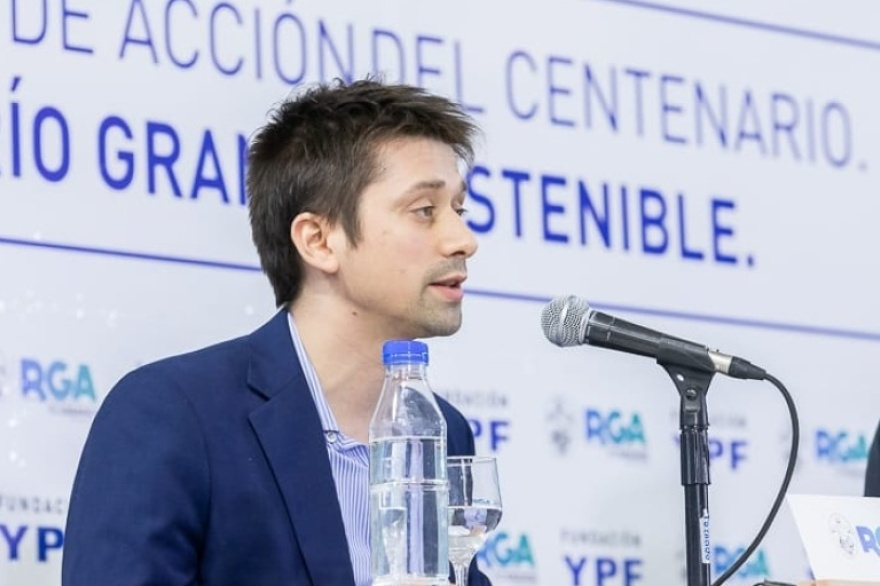 Deluca rechazó el informe del Banco Mundial y alertó sobre un ataque al modelo industrial fueguino