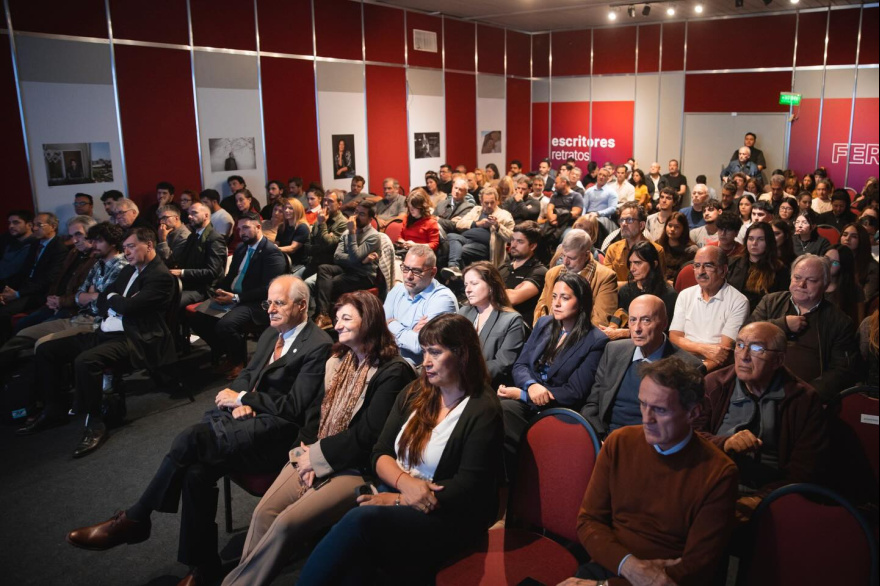 Feria del Libro: Perez pidió “construir desde el sur una agenda estratégica para el futuro argentino"