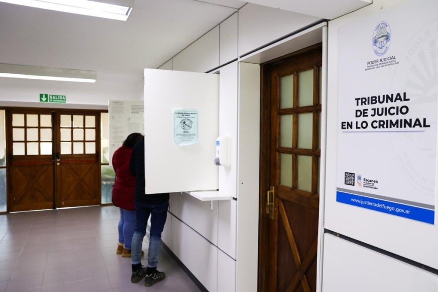 Comienza en Río Grande un juicio por abuso sexual y robo contra una mujer de 71 años