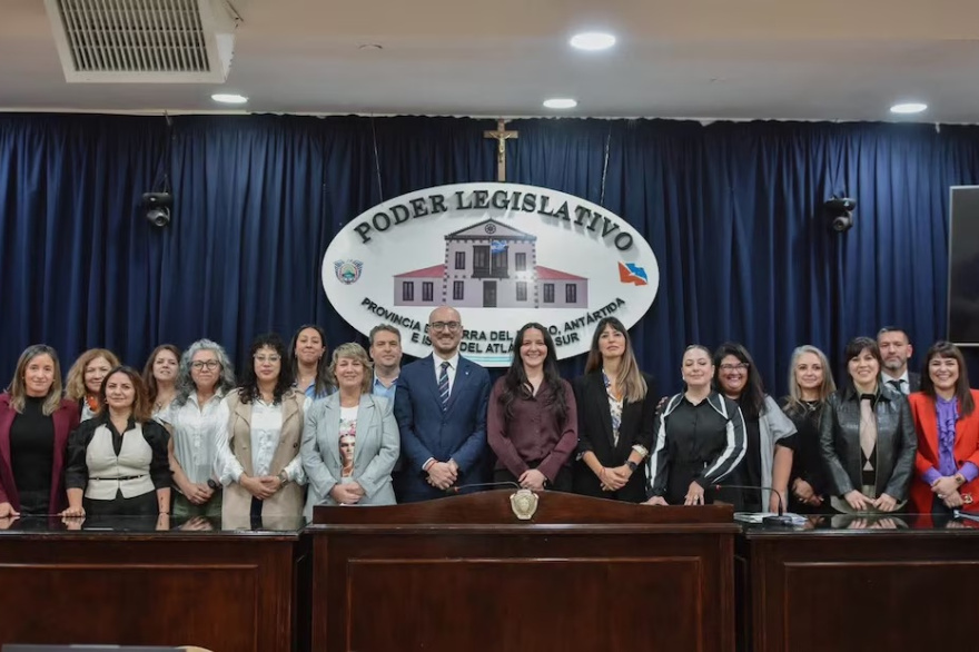 Duras críticas al concurso de la Legislatura para elegir Defensor del Niño en Tierra del Fuego