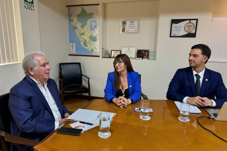 Funcionarios fueguinos viajaron a Perú para impulsar inversiones y economía azul