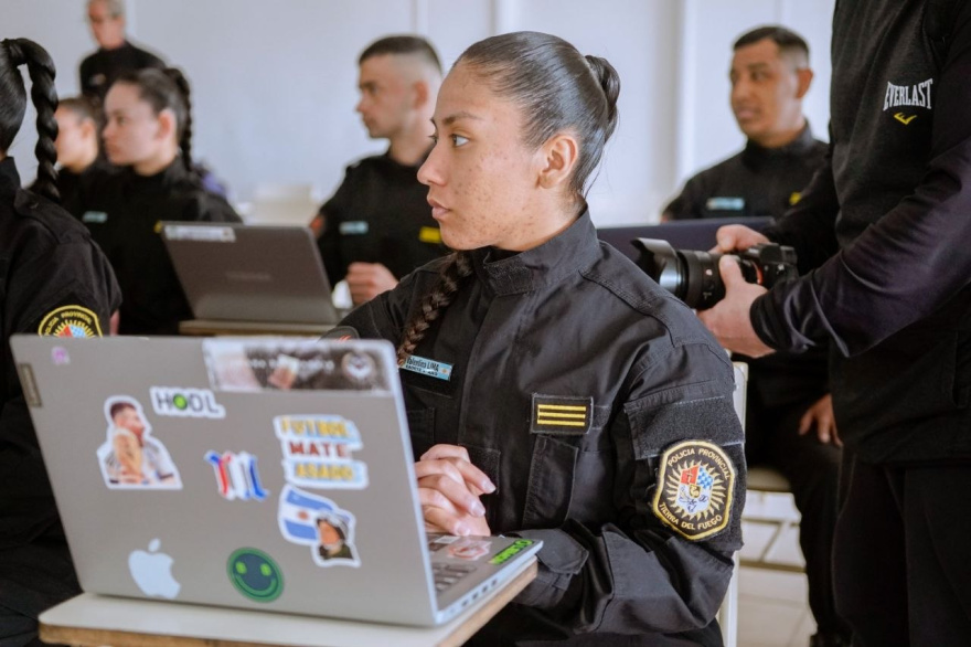 Continúan abiertas las inscripciones para el ciclo lectivo 2027 de la Policía provincial